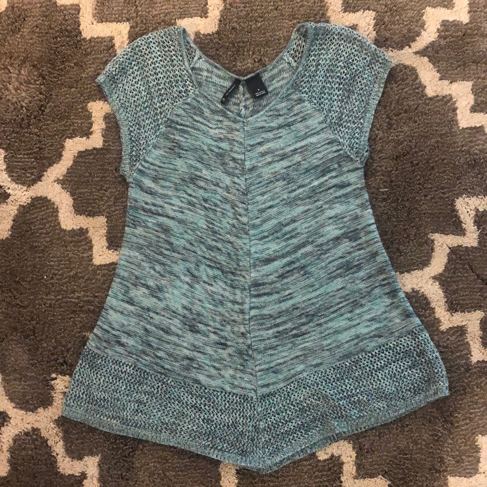 Women’s sweater top